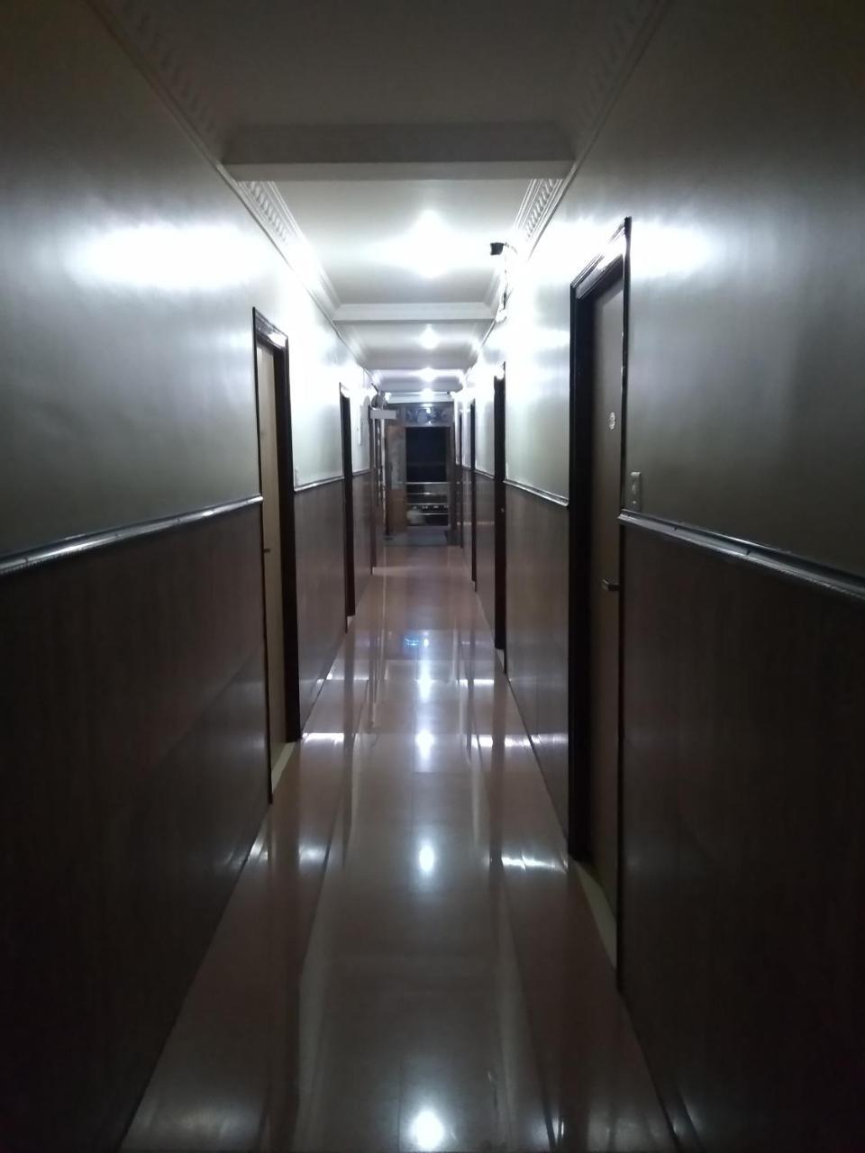 Sai Tirumala Residency ตีรูปาติ ภายนอก รูปภาพ