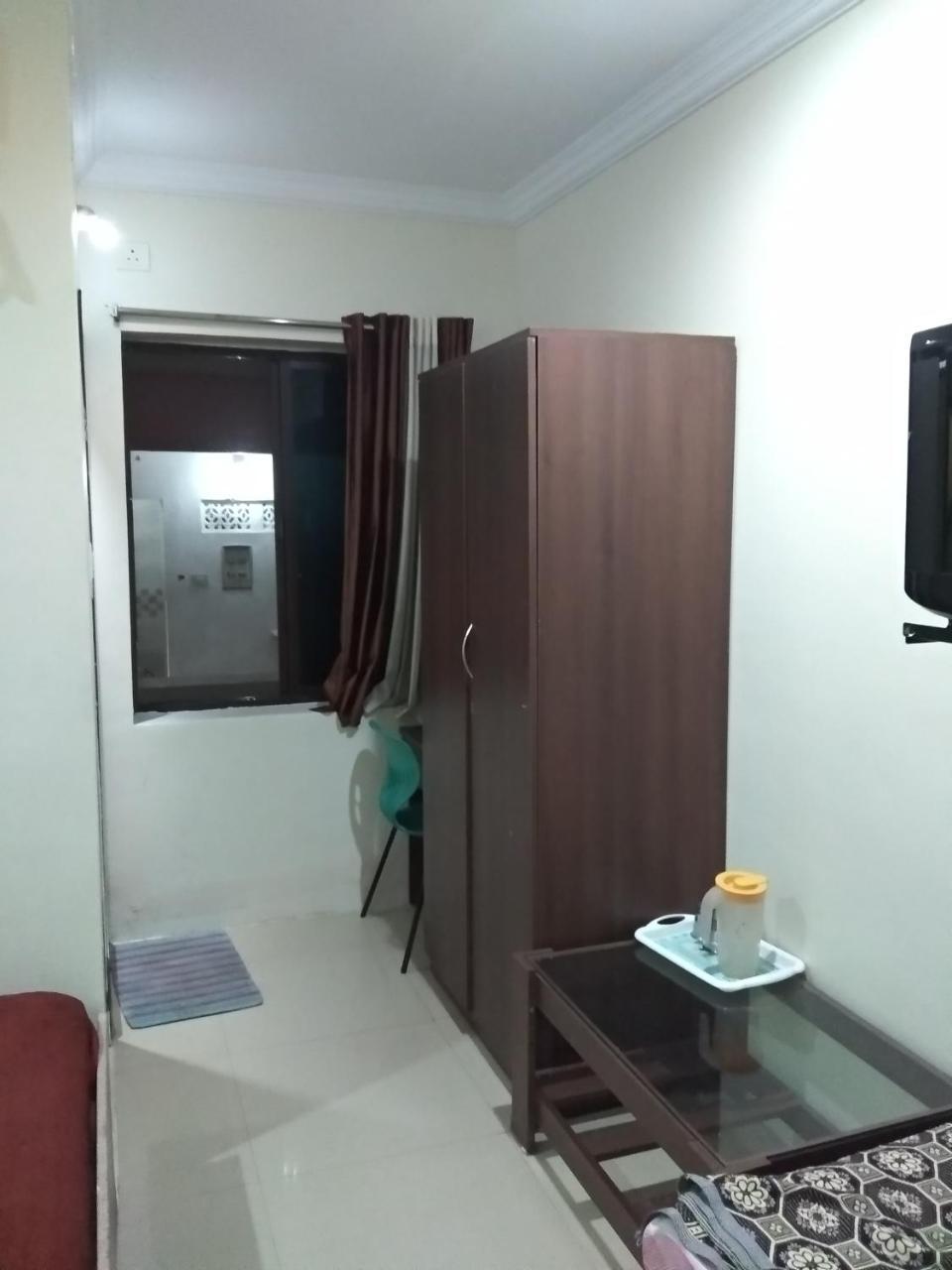 Sai Tirumala Residency ตีรูปาติ ภายนอก รูปภาพ